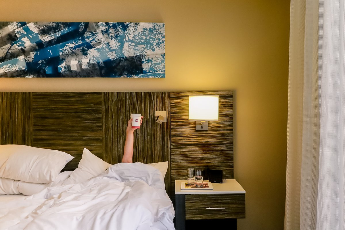 We’re up! All thanks to a fresh cup of <a href="/illyUSA/">illy USA</a>, conveniently located in our hotel lobby. #GoodMorning #WakeUpCall #CoffeePlease