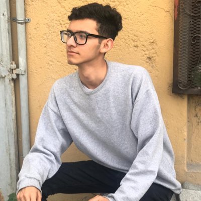 Omar02002's tweet photo. 🐝🐝 https://t.co/m8SpCGwGsF