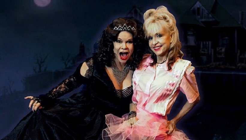 brendan60182799's tweet photo. I’m so excited #deadbycon #ameliakinkade #linneaquigley https://t.co/zsb4CZImVl