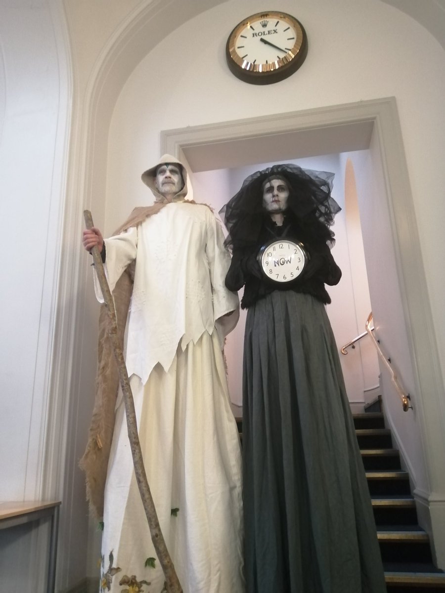 JuliesBicycle's tweet photo. The black crow queen (climate change) and the guardian of nature from @JumpFallFlyCIC turned up to remind us that the clock ticks at #WeMakeTomorrow.
#CreativeClimateAction indeed! https://t.co/ugkkCTILjJ