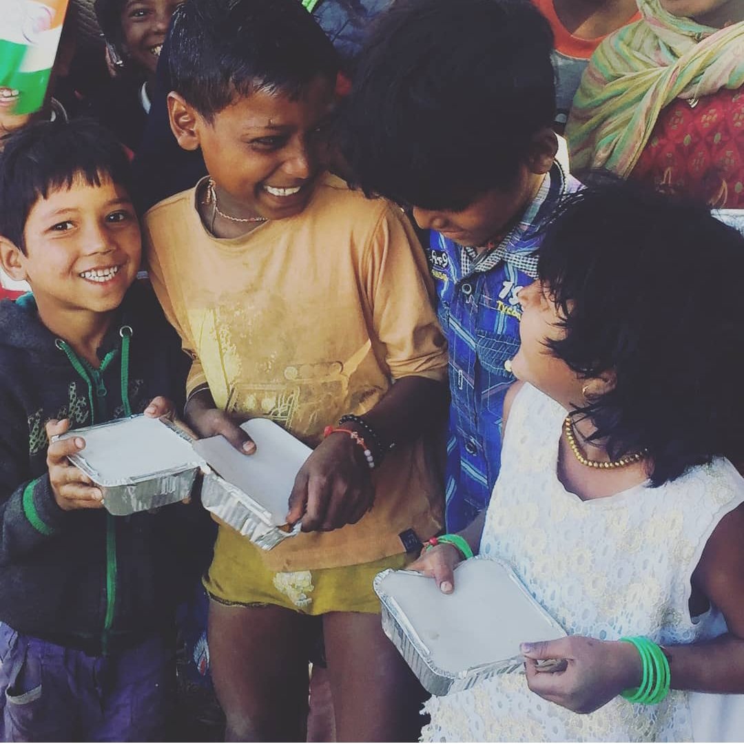 bagofsmile's tweet photo. "We know that a peaceful world cannot long exist, one-third rich and two-thirds Hungry"

Feed a Homeless  People .

#ngo#bagofsmilefoundation#worldhunger#feedthehunger#endhunger#sdgoals#serveothers#donate#contribution#child#childhunger#help#helpingothers#humanity https://t.co/HRkh2DxcdG
