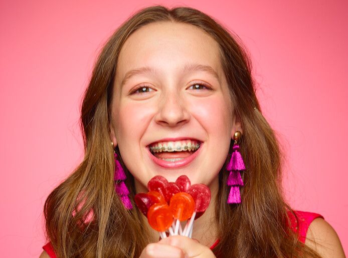 Zollipops's tweet photo. How This Teen Entrepreneur Created a Million-Dollar Candy Empire https://t.co/uTFJCNsDJu https://t.co/Dbs2vyBJaz