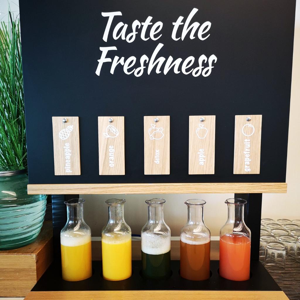 hiltonbpcity's tweet photo. Taste the freshness every morning and start your day perfectly energized. 🍏⚡

#HiltonBreakfast #HiltonBudapestCity https://t.co/7nugY2cKET