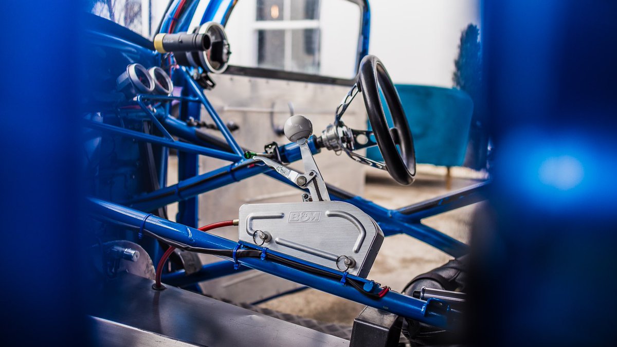 Street legal monster in the lounge ready for Thunderbolt this evening. 

#caffeineandmachine. #cultofmachine.