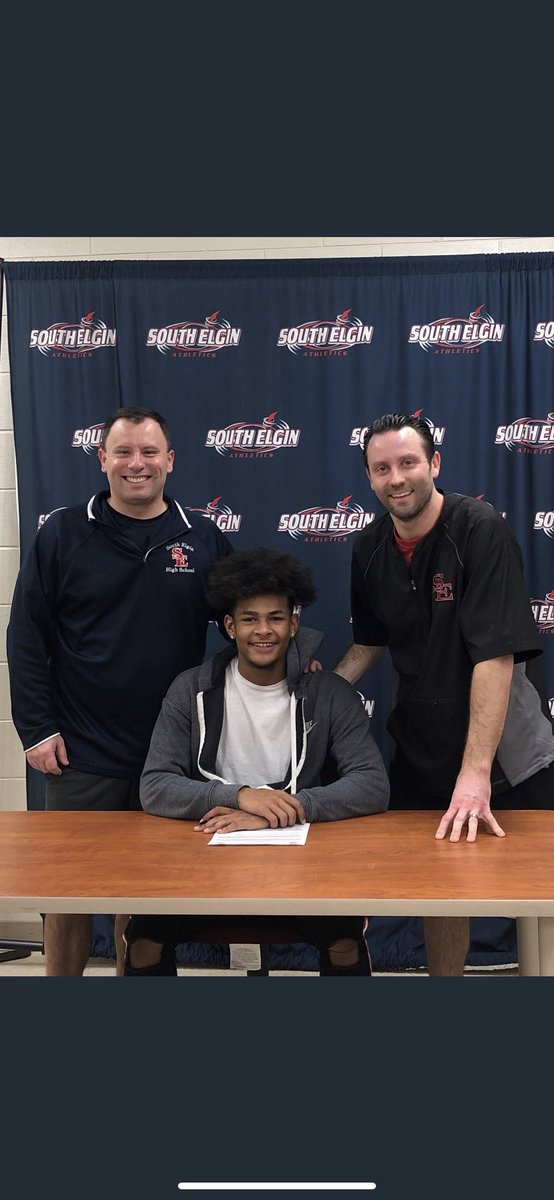marqgillespieII's tweet photo. All I needed was a chance... COMMITTED 🖤💚 #GOCHAPS @CoachFosterCOD @CoachTCip @FBCoach_Rahn @coachteonic https://t.co/XRVFDi6DOG