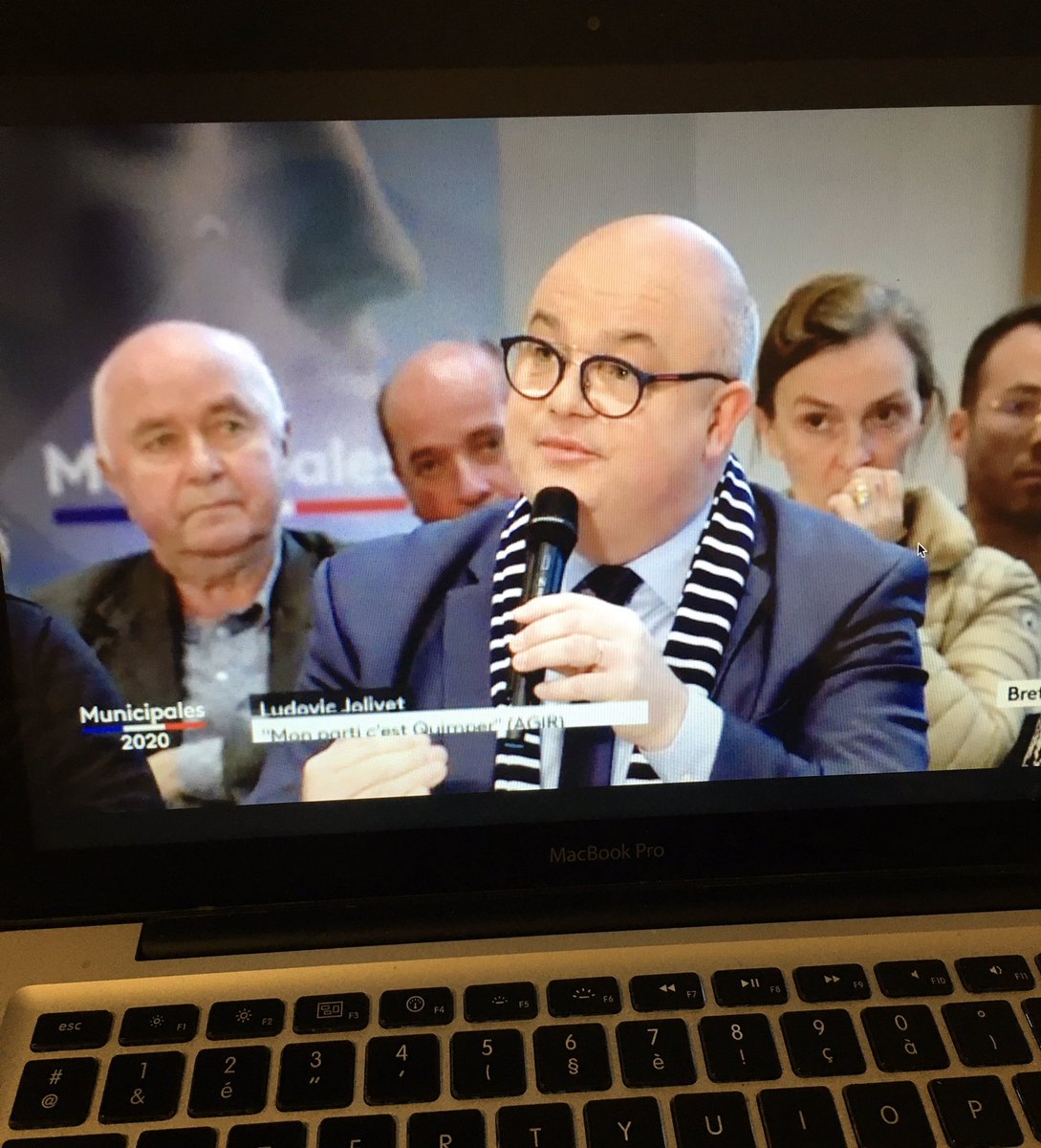 AlexisRannou's tweet photo. #Municipales2020 #Quimper sur @france3Bretagne: 
«L’Ille-et-Vilaine gagne 12000 hab/an, il est temps de contrebalancer cela! L’arena permettra aux Cornouaillais d’avoir un grand équipement à l’Ouest Breton» 
@JolivetLudovic, le seul candidat avec une réelle vision du territoire! https://t.co/5s43xJhsdl