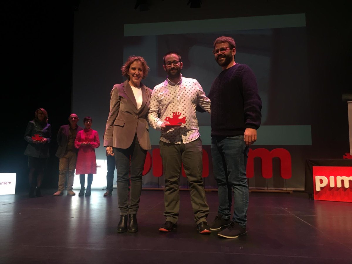 DelegGobIlles's tweet photo. Felicitats a tots els reconeguts amb els #premispimem. La delegada del Govern, @aina_calvo, ha assistit a l’acte i ha felicitat els guardonats. Enhorabona a @pimemdigital per la feina feta. https://t.co/o0YMPXeTSG