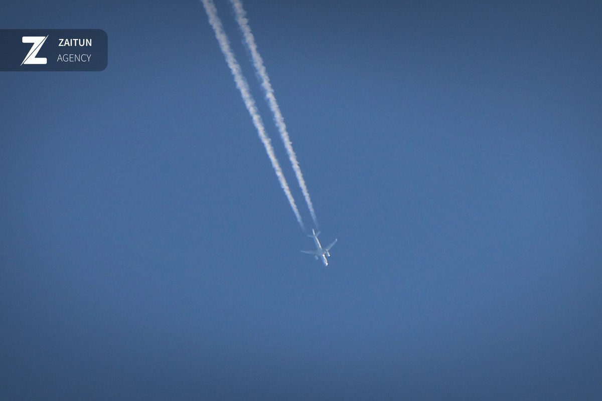 A Russian Air Force Tu-214R reconnaissance aircraft was also reportedly spotted flying over Idlib yesterday. 24/ https://vk.com/milinfolive?z=photo-123538639_457443139%2Fwall-123538639_1346903