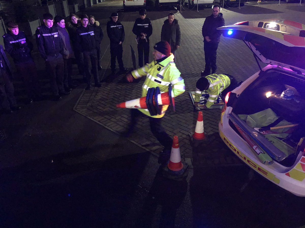KentVPC's tweet photo. Pics 14 hrs apart. 
Last night #tonbridgeVPC were learning how to lay out Road Incident Management equipment under the watchful 👁 of Specials C/I Moore. This morning one of our SC leaders’ shows how it’s done for real - beautiful taper &amp; spacing eh KPRPU 
PS

Captions welcome ⬇️ https://t.co/yTcIoMWLWh
