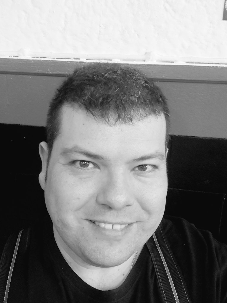 melasuda1gr's tweet photo. Pues ahora #MiercolesDeBarbas #Afeitadas para vosotras jugadoras https://t.co/WCrU0lZ7nJ