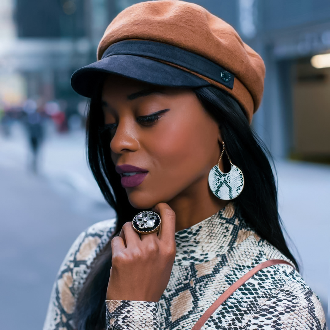 DCITYstyle's tweet image. It's about to get graphic: Brightside Boutique  opens 3/7  in Shaw. Launched by Baltimore boss Christie Vazquez, this is Brightside's 4th DMV shop and first in DC. Doors open next to @Bonobos @Nicecream  in @TheShayDC ✨ Stay tuned for more on this exciting new shop! #DCITYstyle