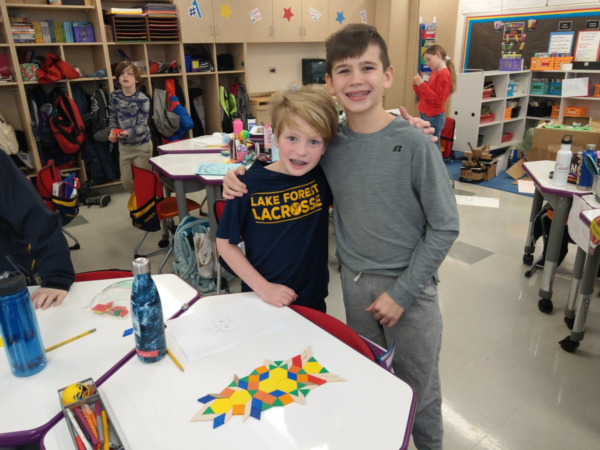 lschlemm1's tweet photo. We love using pattern blocks to learn about symmetry!! #findingjoy67 #sheridanshines https://t.co/99ryS5imLh