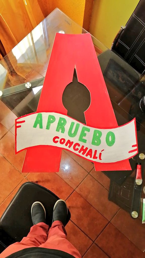 PedroAbarcaPRO's tweet photo. Porque Chile desperto y necesita una Nueva Constitución que garantice los derechos fundamentales #Apruebo
¡Con todo Sino Pa que!
#AprueboChileDigno @PCdeChile @IgualdadPartido @phumanista @allendexxi #izquierdalibertaria @losPROgresistas @FedRegionalista @wallmapuwen https://t.co/1sgG1kl49w