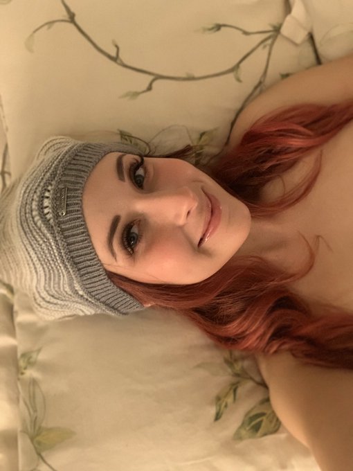 Watch Autumn's leaked NSFW photo on TwXstars