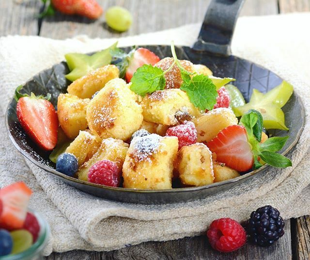 abtenau's tweet photo. Hmm, lecker oder? 🥰 Aber leider gibt's diese und viele andere Köstlichkeiten für die Meisten erst wieder nach der Fastenzeit. Jetzt heißt es erstmal 40 Tage nicht jammern, meckern oder kritisieren – stattdessen alles positiv sehen. ☺💚
——————————————————————#visitabtenau #abt… https://t.co/7W5Hkb9MqI
