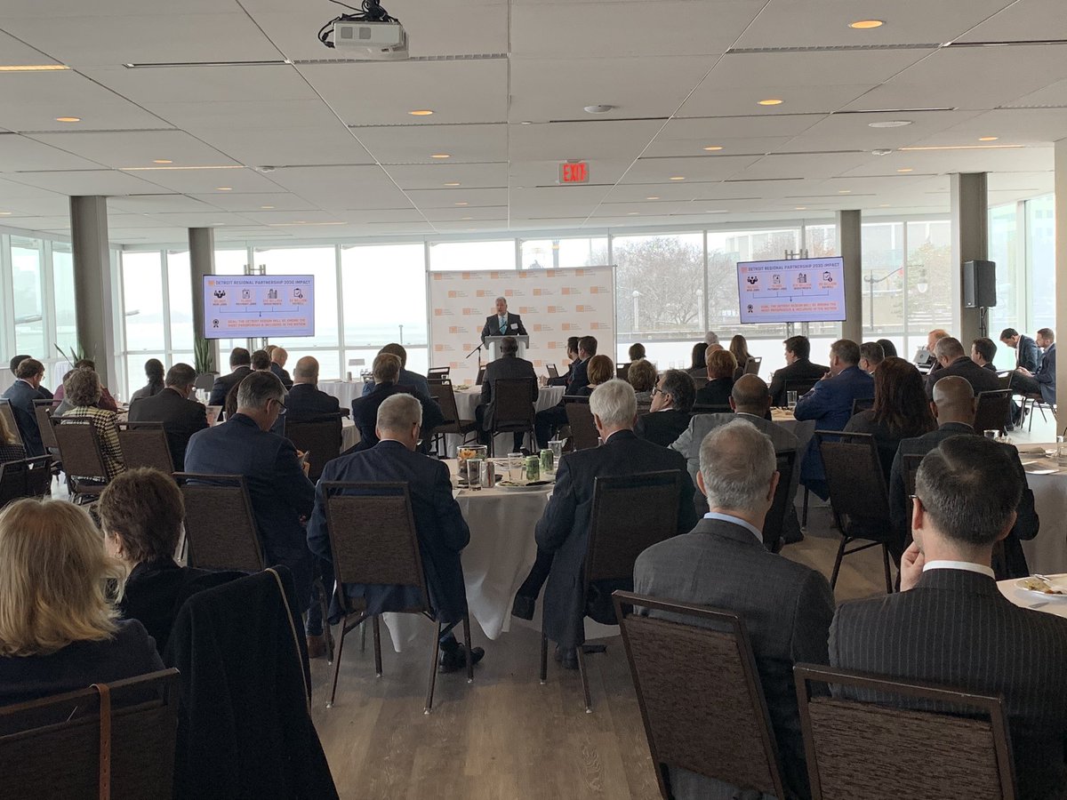 reajohnpaul's tweet photo. Hey @DetroitRegional well done today at the Annual Investors Meeting. What a fantastic group of partners committed to transforming our regional economy @MarkHackel @makemacomb #MakeMacombYourHome https://t.co/53OhnpFwMi