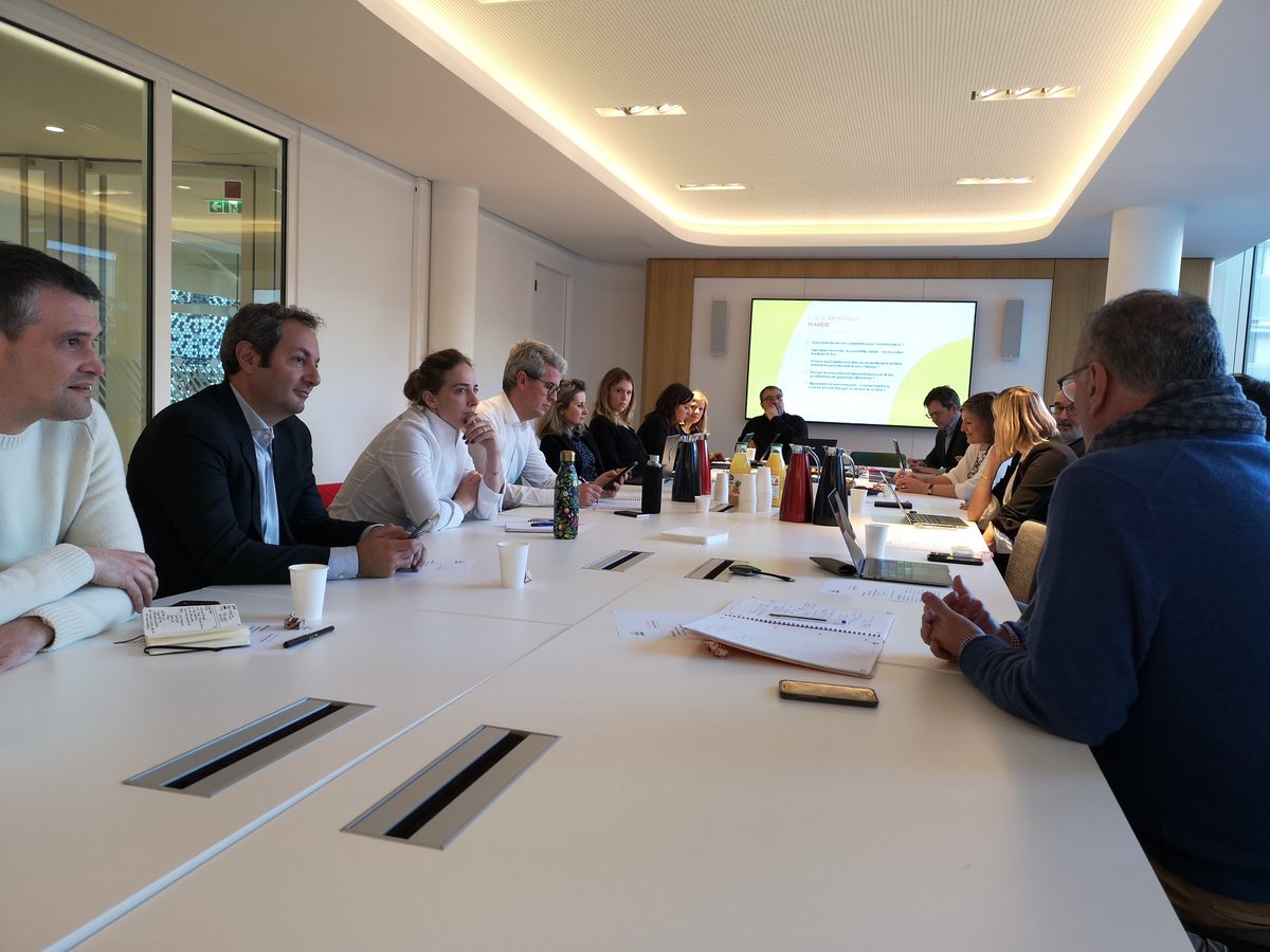 LeFoodSummit's tweet photo. 📢 Premier comité éditorial #LeFoodSummit
🙏 à nos membres pour leur temps, expertise et contributions autour de nos 4️⃣ thématiques #planet #health&transparency #FutureOfFood #Ethics https://t.co/ssv8pgizPB