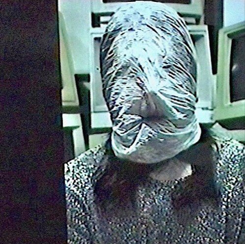 LyricaLemonade's tweet photo. Bones and @ralph_castelli join forces for the impeccable “Numb,” off of Bones’ new album, ‘OFFLINE’:

https://t.co/pjYJRxaISg

[@TeamSESH] https://t.co/u5fhuSHAnz