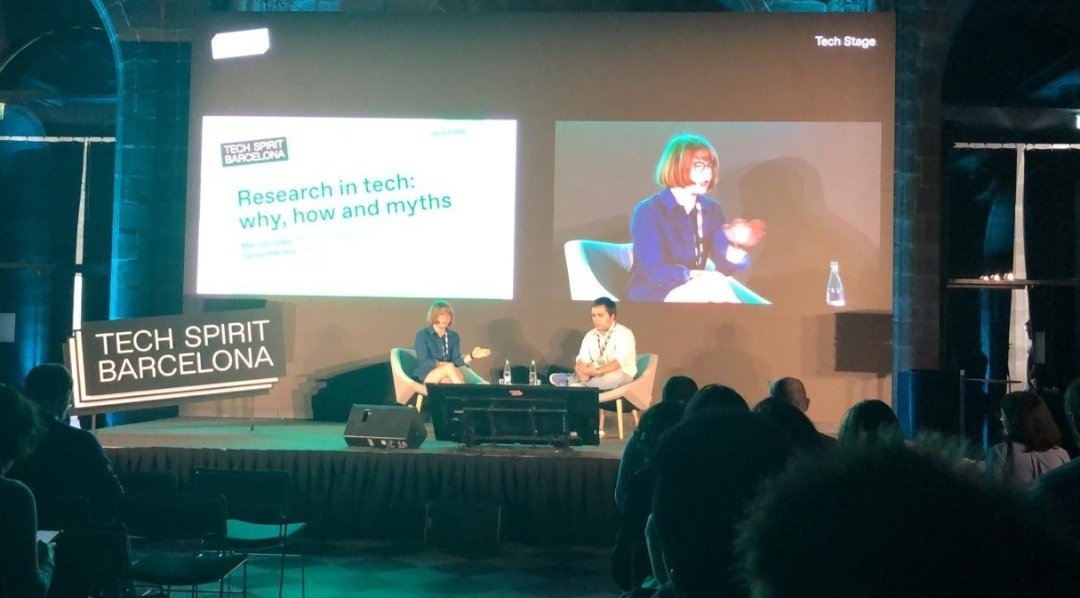 MicrosoftES's tweet photo. Hoy hemos estado hablando sobre cómo innova Microsoft en las jornadas @barcelona4tech. @twi_mar, investigadora de @MSFTResearch, ha estado debatiendo junto con @CYague, VP de research de @cabify, sobre los retos y los mitos del research #TechSpiritBarcelona https://t.co/ll0Fq3e09O