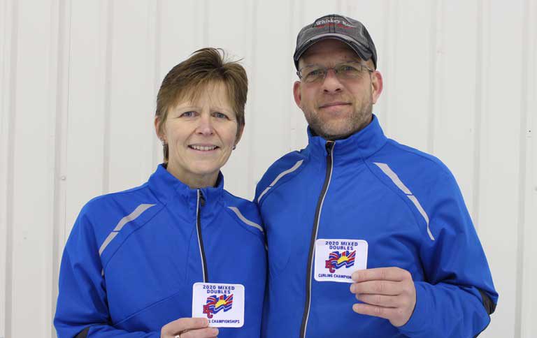 islandsports1's tweet image. 2020 Mixed Doubles Championship to start in Hope BC is.gd/xDAHPQ #BCCurling #Curling #HopeCurlingClub #SashaWilsonDuncanSilversides