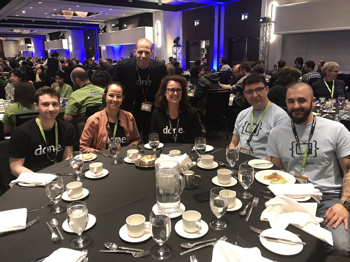 donetechno's tweet photo. Première journée à @confooca  Woot woot! 👏 En plus, avec un nouveau nom que l’on présente publiquement pour la première fois! 

Eh oui, c’est un premier lancement « soft launch » Un nouveau nom, et on reste la même gang trippante et allumée! 

Bientôt un nouveau site!  😎 https://t.co/vodUq259c2