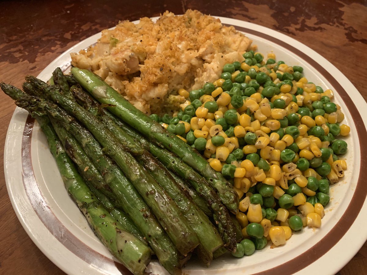 stanton_kitchen's tweet photo. #stantonskitchen #prepatl #food #foodservice #chef #culinary #delivery #catering #atlanta #atl #homemade #delicious #foodie #foodporn #foodtruck #foodtrailer #chicken #cheese #casserole #panko #asparagus #corn #peas #comfortfood #lunch #wednesday #good #sogood #smallbusiness #mmm https://t.co/HeSkhrsaAK