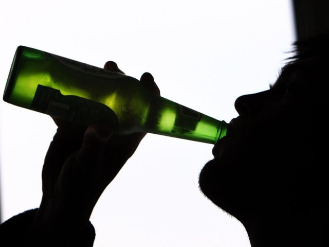 Many people who’ve served in the military struggle with alcohol problems when they’re out on ‘civvy street’. In Chesterfield, a vital service is on hand to help them - and it’s making a huge difference. Here’s a long read on the amazing STAND TO charity 

derbyshiretimes.co.uk/news/people/yo…