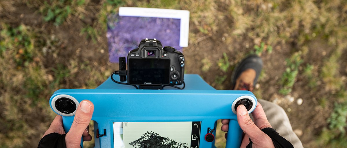 Fraunhofer_IOF's tweet image. This is for true detectives only! No more plaster casts of traces of suspects. Our improved 3D forensic scanner enables the contact less documentation of crime scenes. 
Read more @opticsorg: optics.org/news/11/1/69 

#csi #3dmeasurement #3dsystem #3DScanner