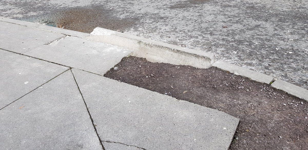 ForksWe's tweet photo. One of the most important public conservation &amp; renovation projects in Cork in over 100 yrs
✅

Cork Courthouse Staff parking illegally on public footpath
❌

Footpath &amp; kerb starting to crumble 
❌

@corkcitycouncil have limited budget for maintenance 
❌

HELP🅿️🚫🅿️🚫🅿️🚫🅿️ https://t.co/LodeE7wEmu