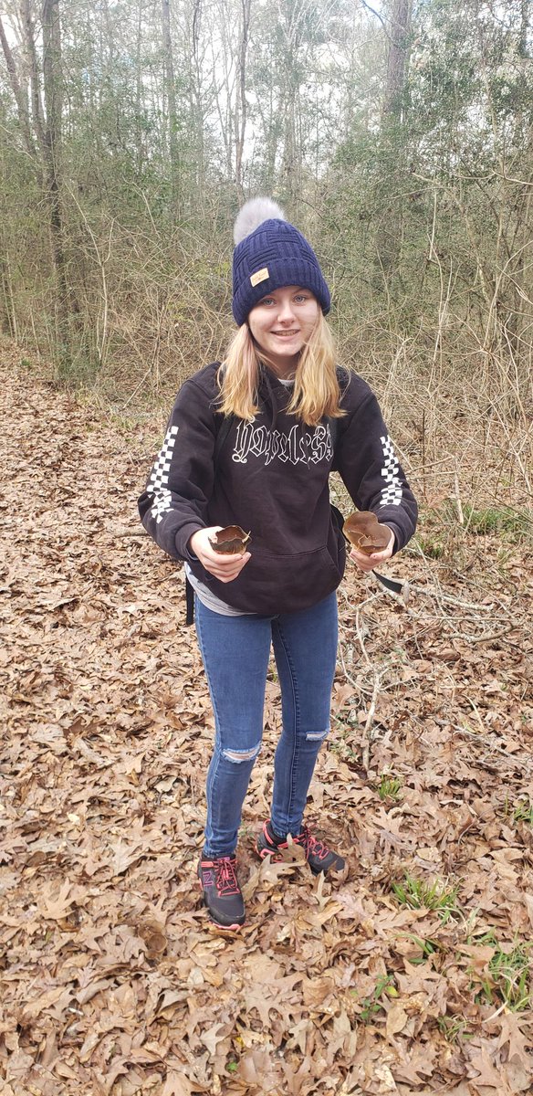 MistyPaneitz's tweet photo. Med micro found the fungus among us! Mycology field study #bethelight @HumbleISD_CTE @HumbleISDCTE @HumbleISD_HHS https://t.co/1b5HbgM69b