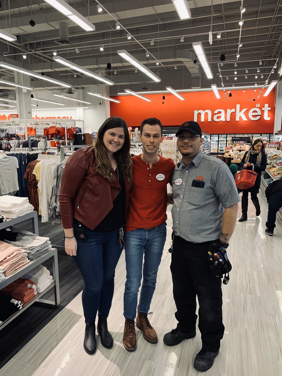 eddie_tellez's tweet photo. Really going to miss the teams at 3208, 3214, &amp; 3221! However their future is bright and they will be doing big things! @TargetCatCole @LunaJonathan7 @MikeQuinn75 @MattLiska https://t.co/67T3MgJ4JI