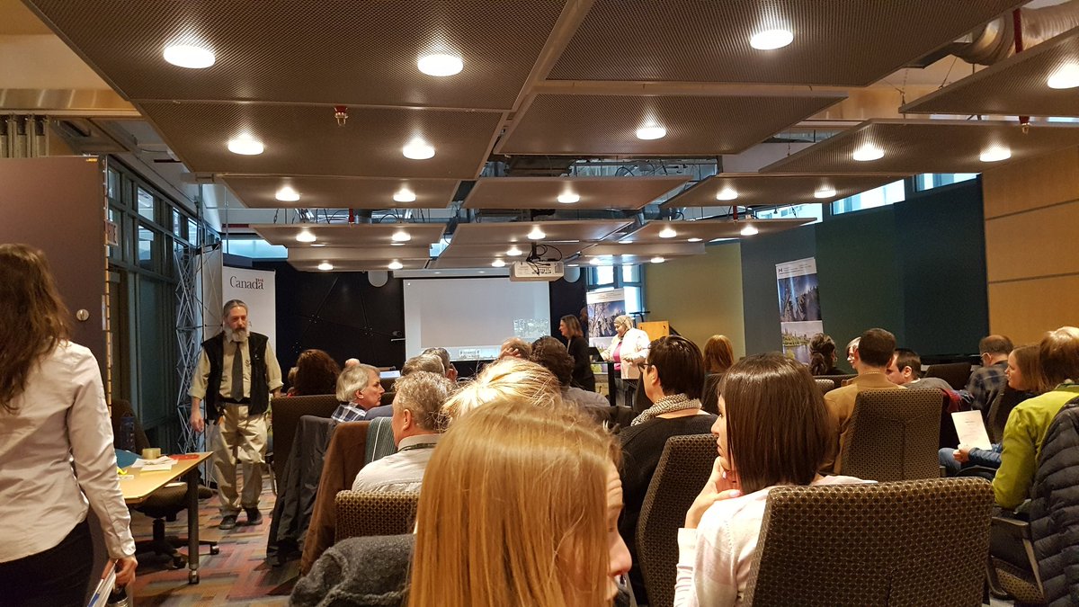 TaylorHarmerEC's tweet image. I&apos;m here at the #ECCCSci tech awards to recognize the amazing job the #OPP team has done. @JasonDuffe @Jonpasher @ValerieWynja Andy, Bhavana, Huili, Lisa, Matt and I are receiving a scientific leadership award. Congratulations to everyone! So #Proud of my #team