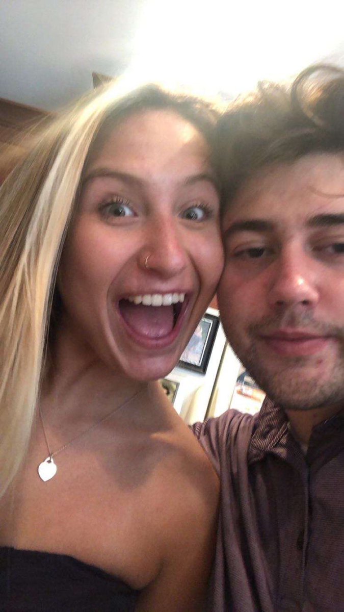 Mullen_sara's tweet photo. Happy nasty 19 to you fran🎉thank you for being the best husband to my bestie, love u❤️🎉🥳 #bostonmassachusettsuniversity https://t.co/Kxtit9Plvv