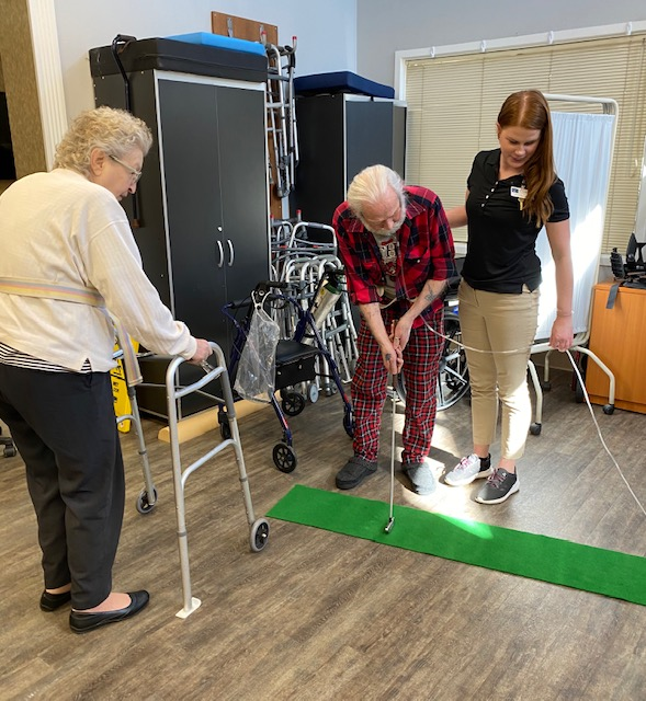 EncoreRehab's tweet photo. Glenna Hurst, COTA at Evergreen Senior Care and Rehab, led a fun golf putting group! The residents thoroughly enjoyed the task and were able to work on preparation to return home soon!
#ERSlife #FUNinFUNction #EncoreProud https://t.co/U5DcFKqNJ3