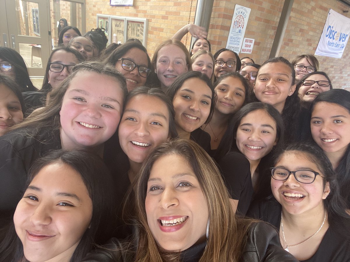 educategalore's tweet photo. Honored to be supporting these beautiful ladies at #Choir UIL! These ladies and their director Ms. Sepulveda did an outstanding job! I’m so proud of them! #thosesmiles #JoyfulLeaders #principalsinactions @kssepulveda0331 @GoodnightSMCISD https://t.co/0DdIF9w5yP