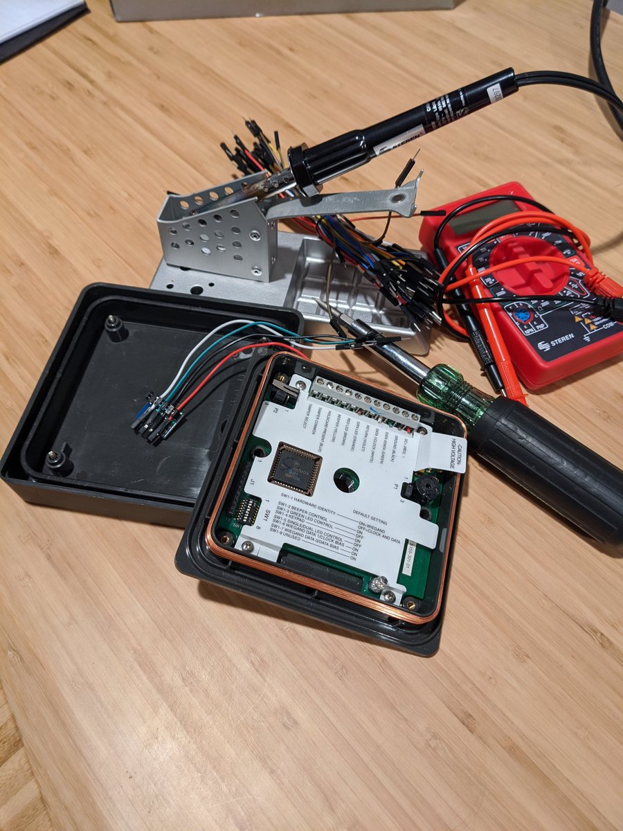 N3uhaus's tweet photo. Playing with ESPKey, finishing up some equipment for the @nisos physical toolkit https://t.co/HKGMWms1gt