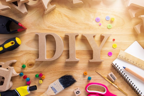 3 Considerations When Choosing DIY Projects At Home feedproxy.google.com/~r/KnockOffDec…