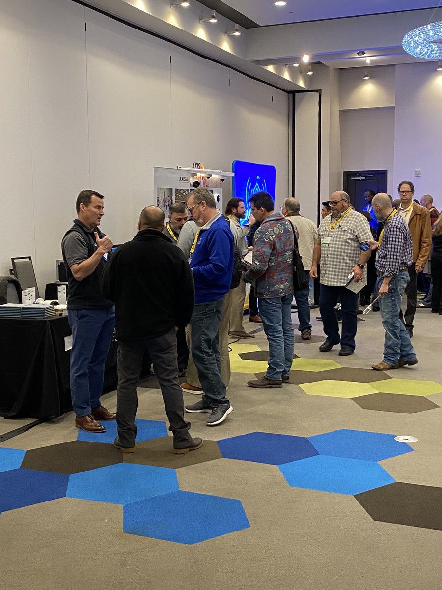 IDISAmerica's tweet photo. Great conversations at #CSLSDallas! Don’t miss your chance to learn how to increase you #CampusSecurity 

#CCTV #Surveillance https://t.co/cyord4gk9Q
