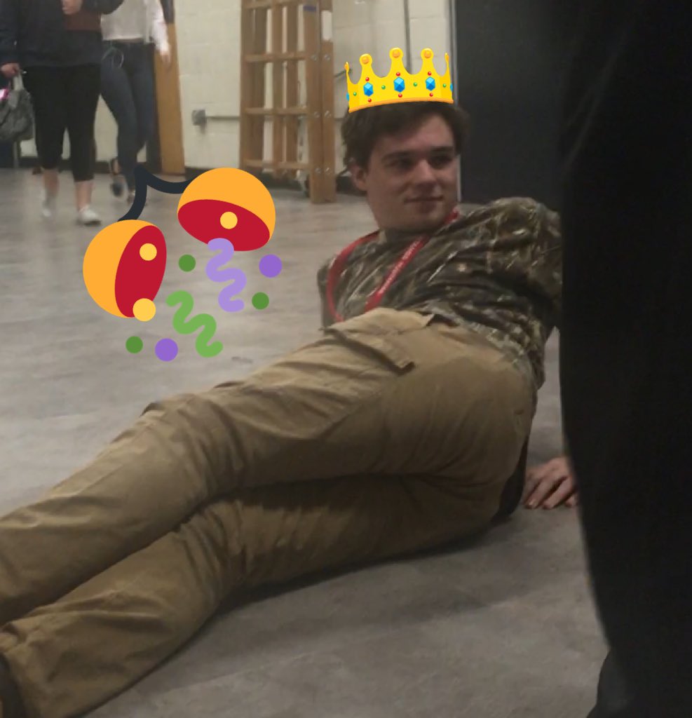 ChoProductions's tweet photo. Happy Birthday @Marshall_Kanaga

Marshall was Head Sound Designer  for Legendary this past summer. Whenever you need a sound cue, sick drum beat, or a helping hand, Marshall is always there to help out. Thank you for all the work you do for the Chosen Production family.

🌓⚔️🥁 https://t.co/uMzbDOMeSc