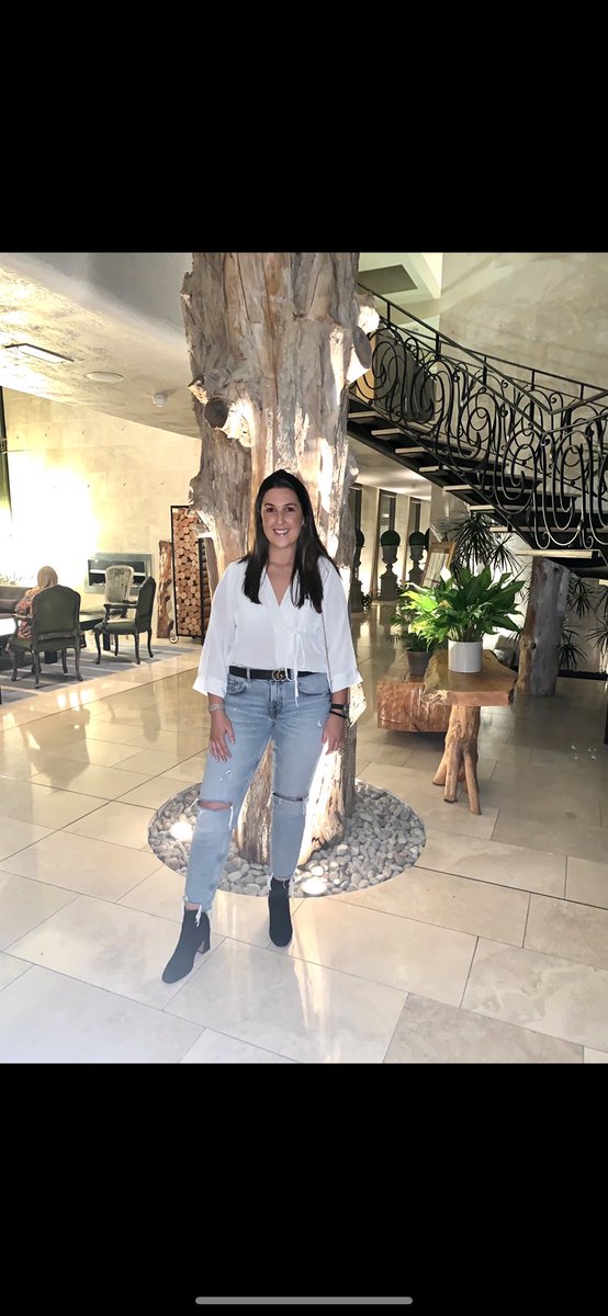 OrlaithGordon's tweet photo. A spa at a spa 🙈🤪🧖🏽♀️👙👌🏼#Spa #Monart #Wexford #AmustDo #midweekbreak @monartspa https://t.co/n8eUgogGrh