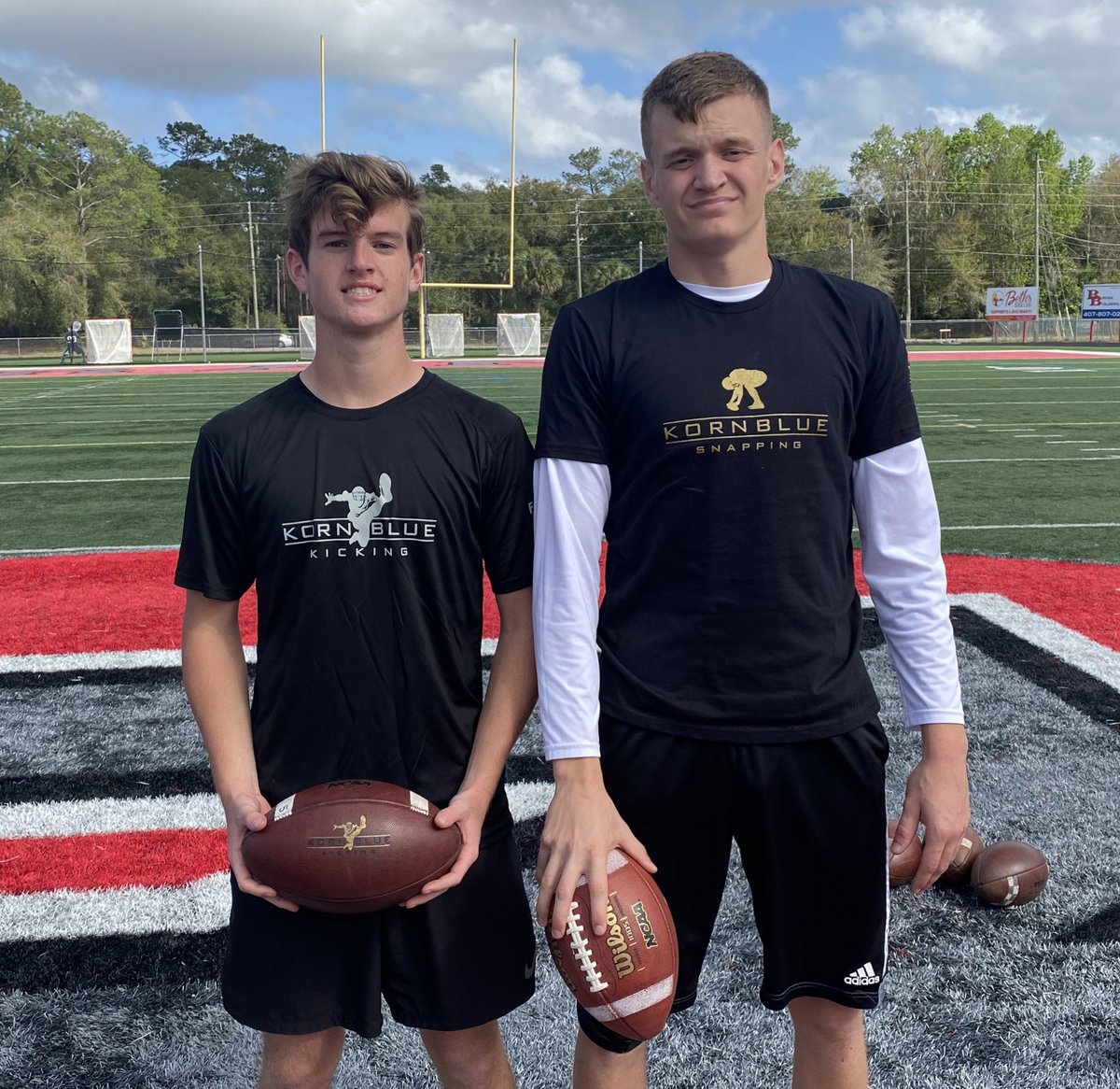 KornblueKicking's tweet photo. Orlando #FAB50 Camp champs👇🏽
🥇FG accuracy: Luke Wheatley (2021)
🥇FG long ball —> 5️⃣5️⃣: Aaron Baum (JUCO) / Mason Hall (2020)
🥇Kickoff: Aaron Baum
🥇LS: Rex Robich (2021)
@KornblueKicking @KornblueSnappin https://t.co/u33v5MXfb0