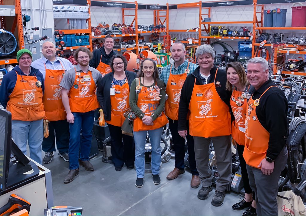 misshd03's tweet image. Thank you Brian for a great day talking Rental and PRO! #EPIC2020 #HDRental how will you be #1 this year?🧐 @DaveHulganVOLS @berry81us @MichelleTramme8 @Megan_Watson55 @MelissaKTHD @RickieBoutwell @JustinReedTHD @rencassidy @RPorterHDRental