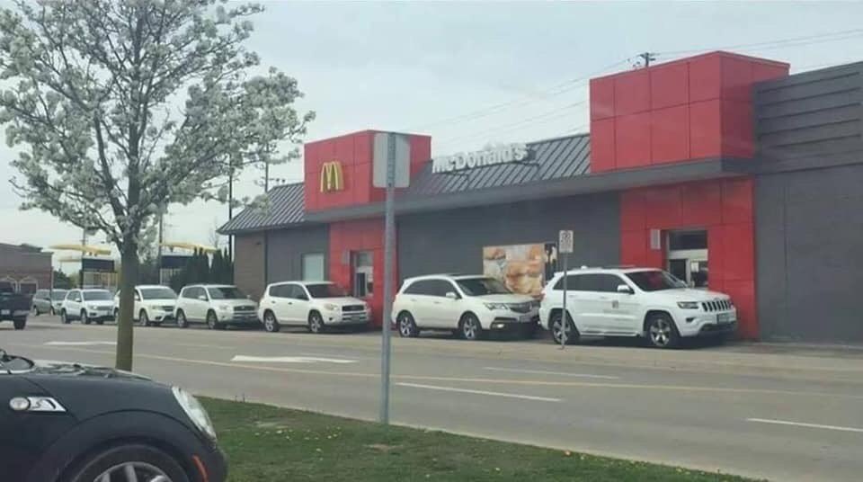 flyaskae_'s tweet photo. So I was in the McDonald’s drive-through this morning and the lady behind me honked at me and flipped me off because I was taking to long to order.
So I paid for her food. 😇
I moved up and she leaned out the window looking all crazy at me because... #readcomments https://t.co/3qG91lsbWs