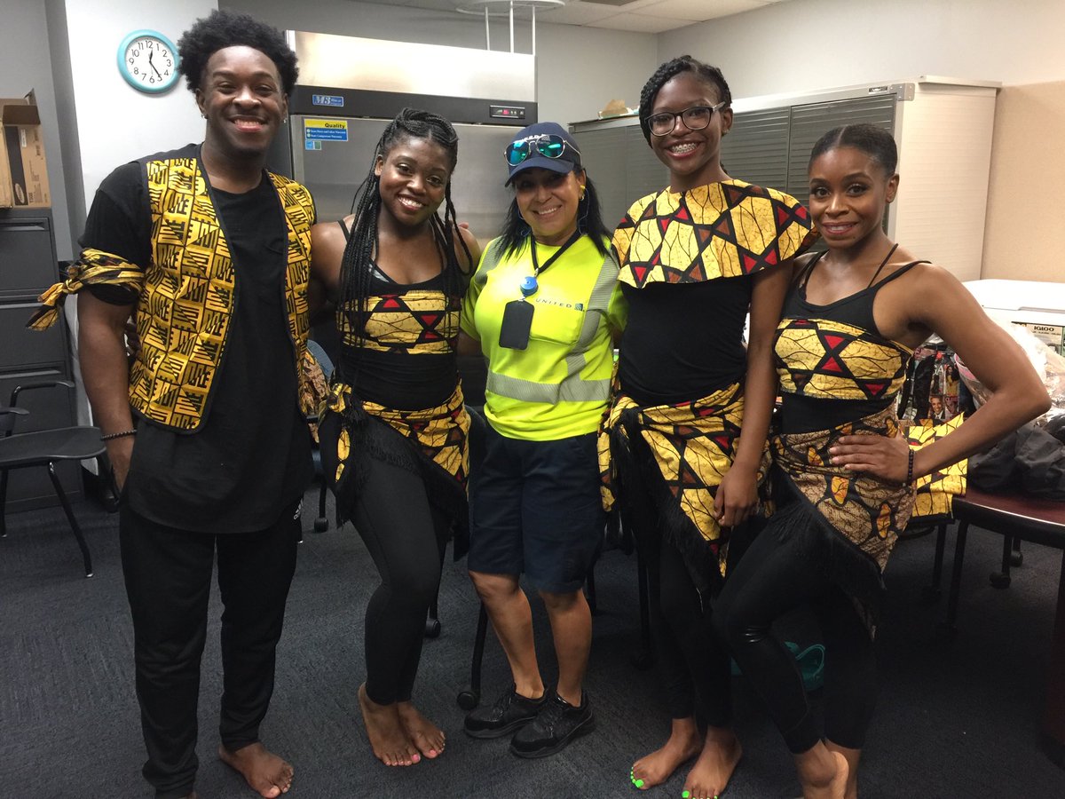 EllisTrac's tweet photo. Celebrating Black History Month at MCO. Customers and employees enjoyed an amazing event. #winningthelines ⁦@scarnes1978⁩ ⁦@Jsarmiento360⁩ ⁦@Auggiie69⁩ ⁦@LouFarinaccio⁩ https://t.co/gMBmpQoVAv