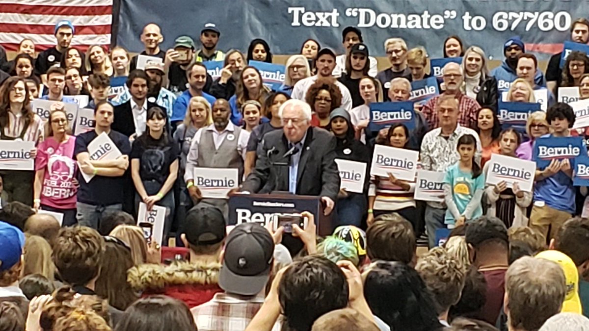 PhotoZorn_TV's tweet photo. .@BernieSanders rally in North Charleston is underway. He is talking about Trump and getting American united. #FOX5YouDecide #Politics https://t.co/9TrVwK0TVk