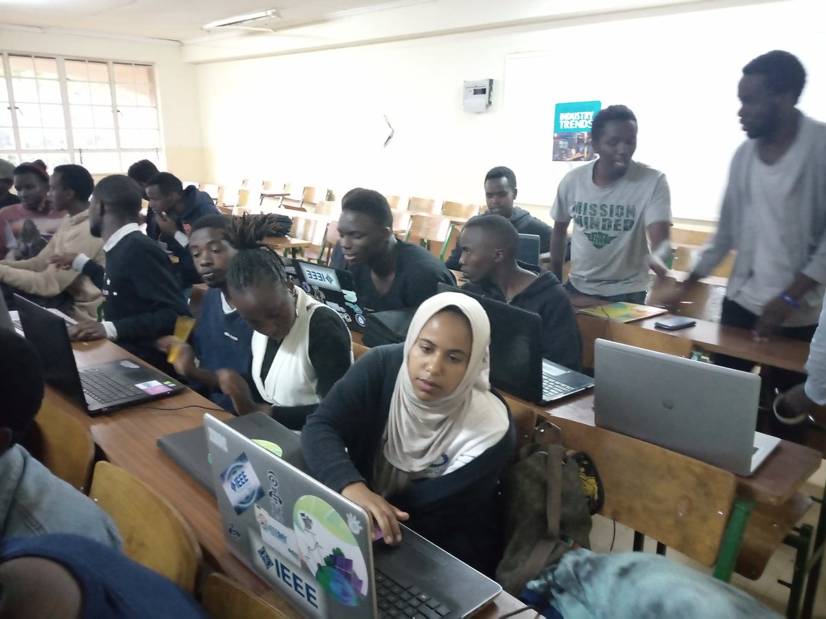 ibensalcie's tweet photo. Today ,i took my fellows though Machine learning for Data mining using #Android-Kotlin.
It was a nice🔥🔥 session where we got to interact with @Google 's Machine learning Kit @Firebase MLKit  and @GCPcloud Here🙇🙇🙇 https://t.co/SG9kthookW https://t.co/vHGT5IWA0X