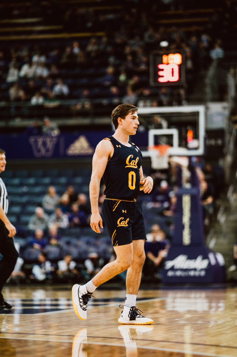 CalMBBall's tweet photo. 𝙎𝙚𝙣𝙞𝙤𝙧 𝙎𝙚𝙣𝙙𝙤𝙛𝙛: 𝙅𝙖𝙘𝙤𝙗 𝙊𝙧𝙚𝙣𝙙𝙚𝙧

“Jacob has shown great work ethic, leadership and growth this season. It’s been a pleasure to get to know and coach Jacob this season, and we all appreciate everything he has done for this team.” - @coachmarkfox https://t.co/6iByGCs4xn