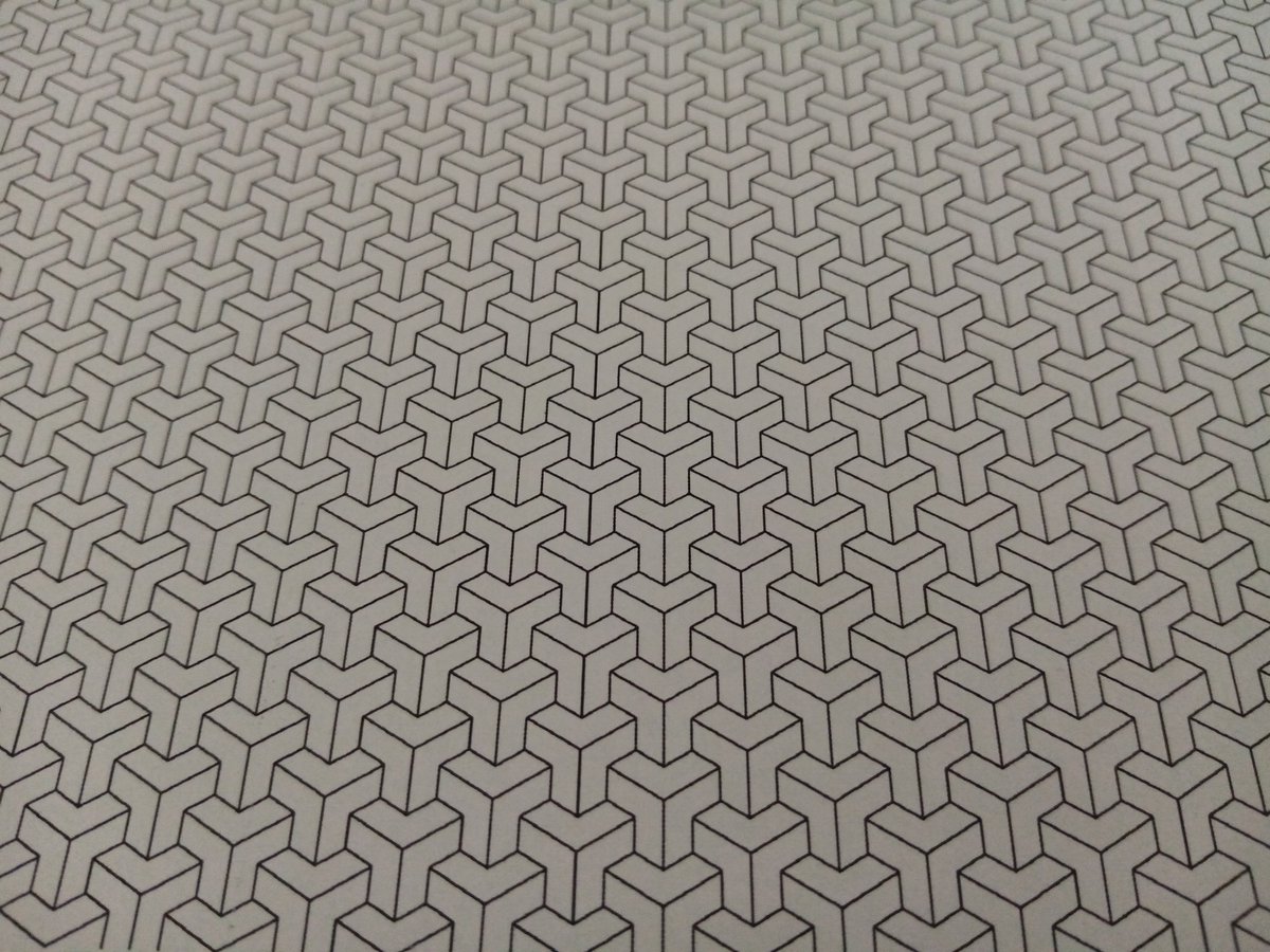 tiago_hands's tweet photo. Another isometric pattern. Took a while to make this... #mathart #geometry #isometricpattern #geometricpattern #mathpattern #mathematicsart #geometrical #symmetry #mathematics #patterns #tessellations https://t.co/O5R8NOIyce