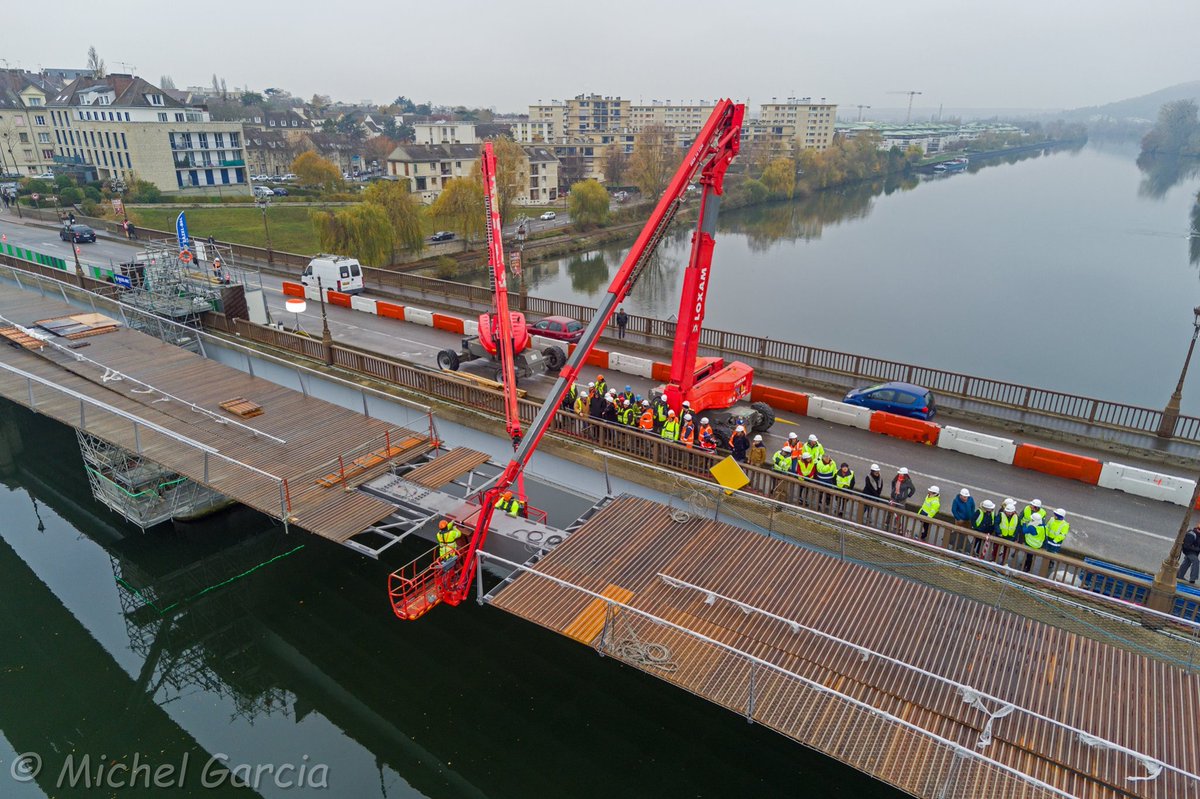 YuneecAviation's tweet photo. Michel Garcia took some photos of the construction of a pedestrian bridge over the Seine with his Typhoon H Plus.
📸 Photo Credits: Michel Garcia, captured with #TyphoonHPlus https://t.co/XJrfa8mDW3