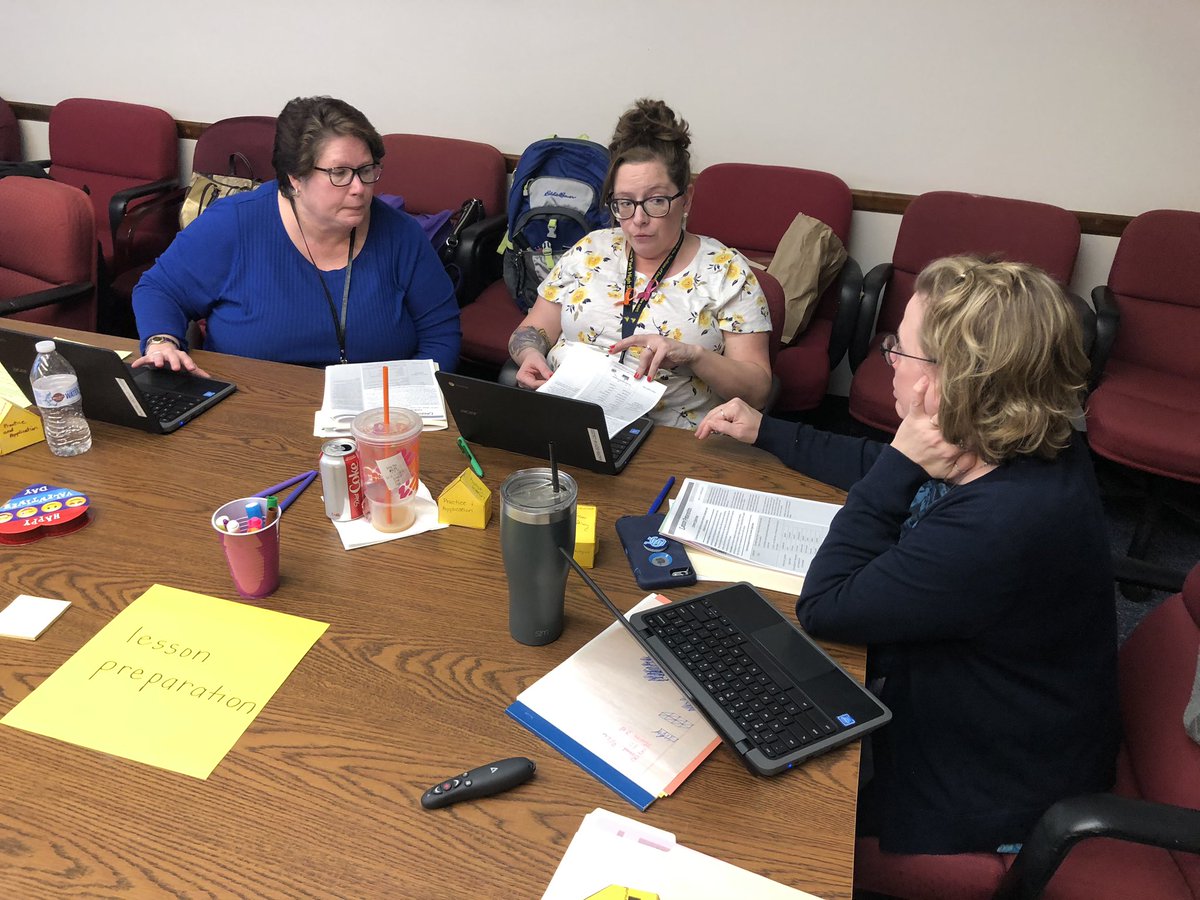 #aacpsawesome Government team leads construct curricular enhancements that support English learners by utilizing components of the SIOP model @EngLangAcqAACPS <a href="/SocStudiesAACPS/">Social Studies</a> <a href="/ECase19/">Eve Social Studies</a> <a href="/AACountySchools/">AACPS</a> <a href="/SIOPModel/">The SIOP® Model</a>